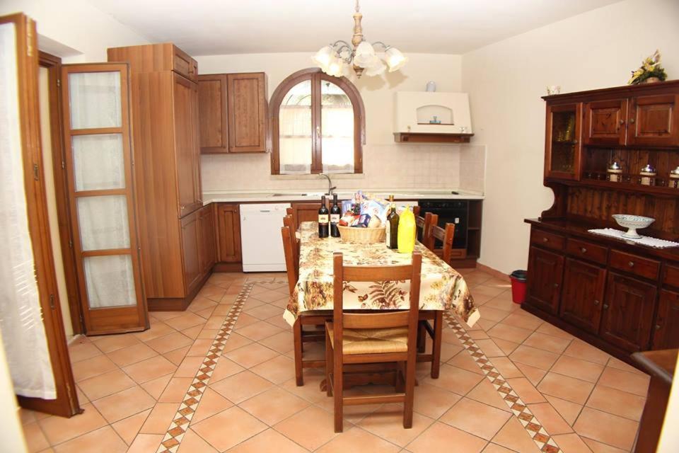 Residence Il Vigneto Lari Extérieur photo