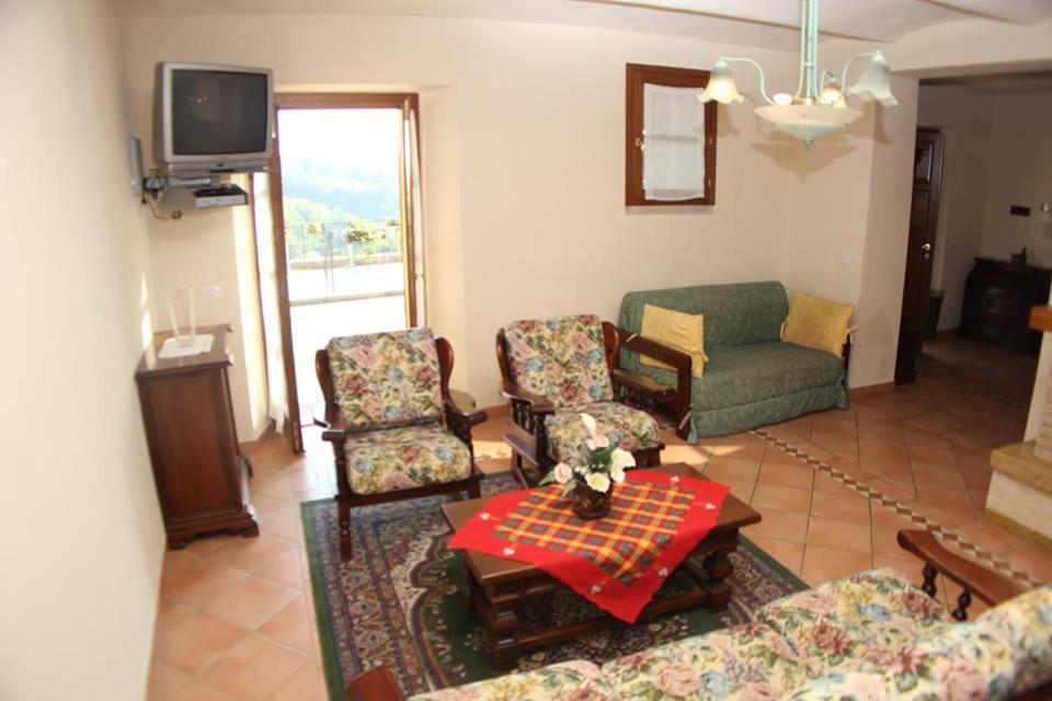 Residence Il Vigneto Lari Extérieur photo