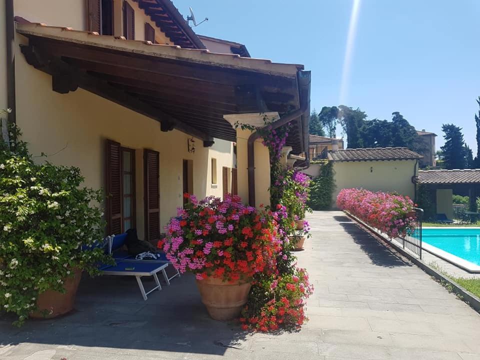 Residence Il Vigneto Lari Extérieur photo